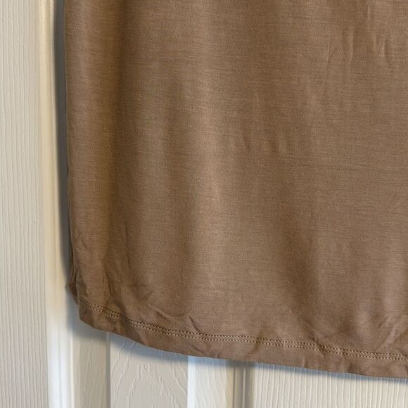 Varley Women’s Mocha Open Back Emmet Tee (Tank Top) - Picture 2 of 8